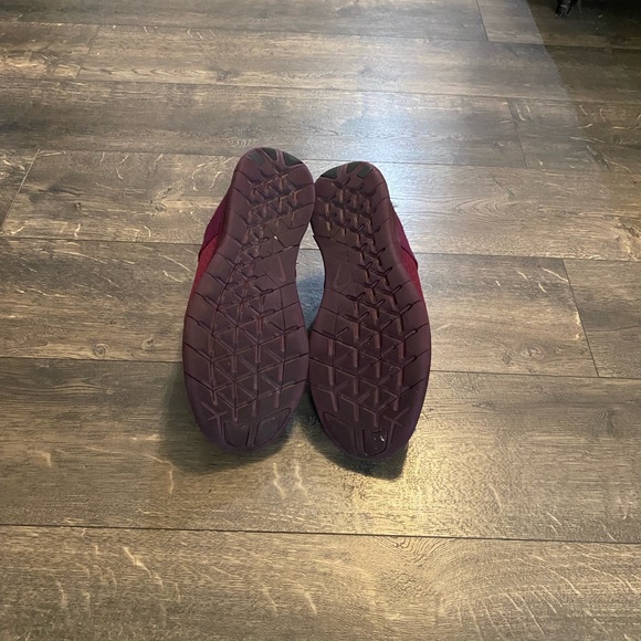 Nike Free Maroon Shoes SZ 9 - Picture 5 of 9